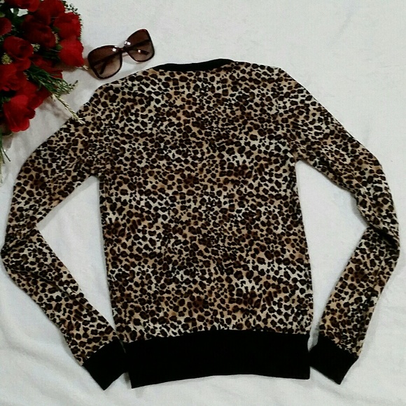 NWOT Leopard Print Button Down Cardigan - Picture 3 of 5