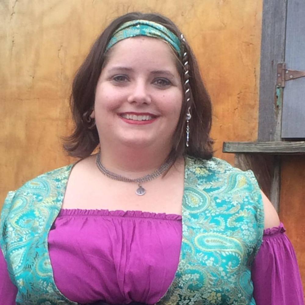 Meet your Posher, Julia