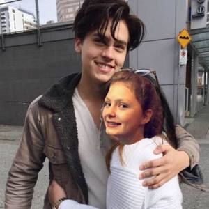 Meet your Posher, Ava