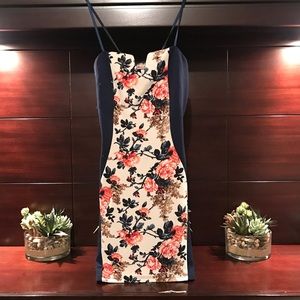 Small flower dress 🍃🌺