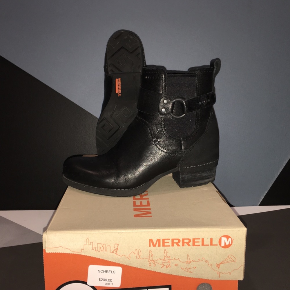 Merrill Black Boots “Shiloh Pull” Leather