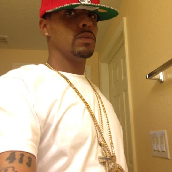 Meet your Posher, Larry - Picture 1 of 1