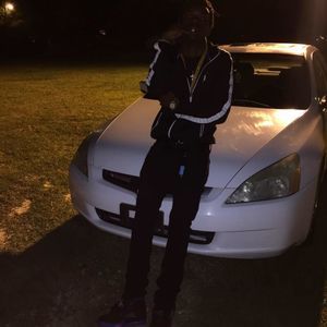 Meet your Posher, Camron