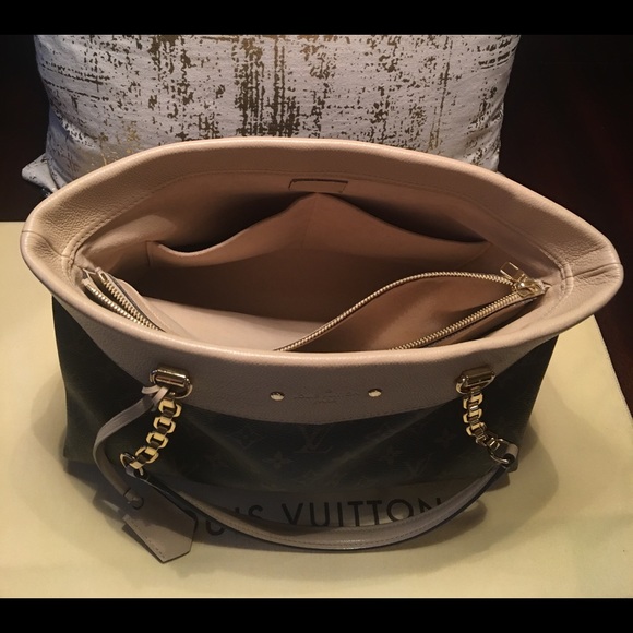 Louis Vuitton Pallas Monogram Shopper Bicolor Tote - Picture 4 of 8