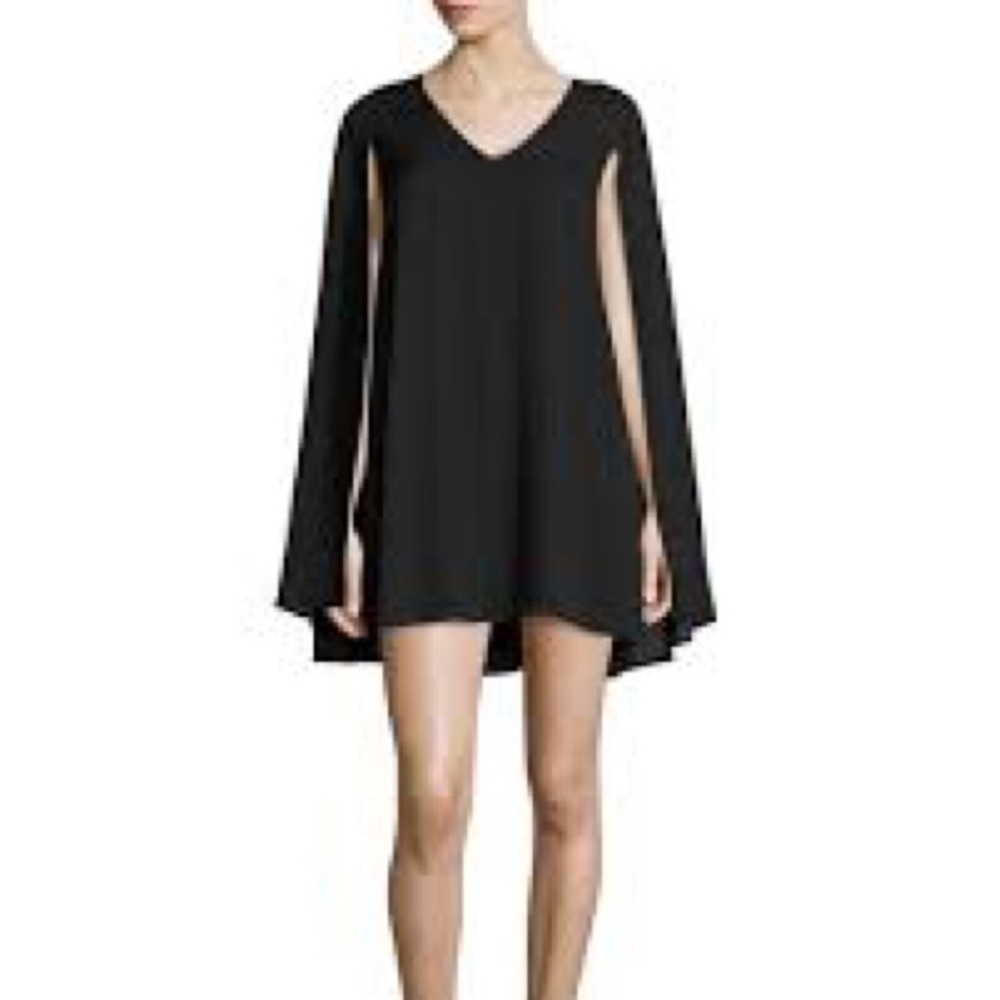 BNWT Romeo + Juliet Cape Dress