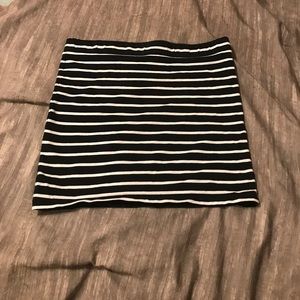 Black and white bodycon skirt