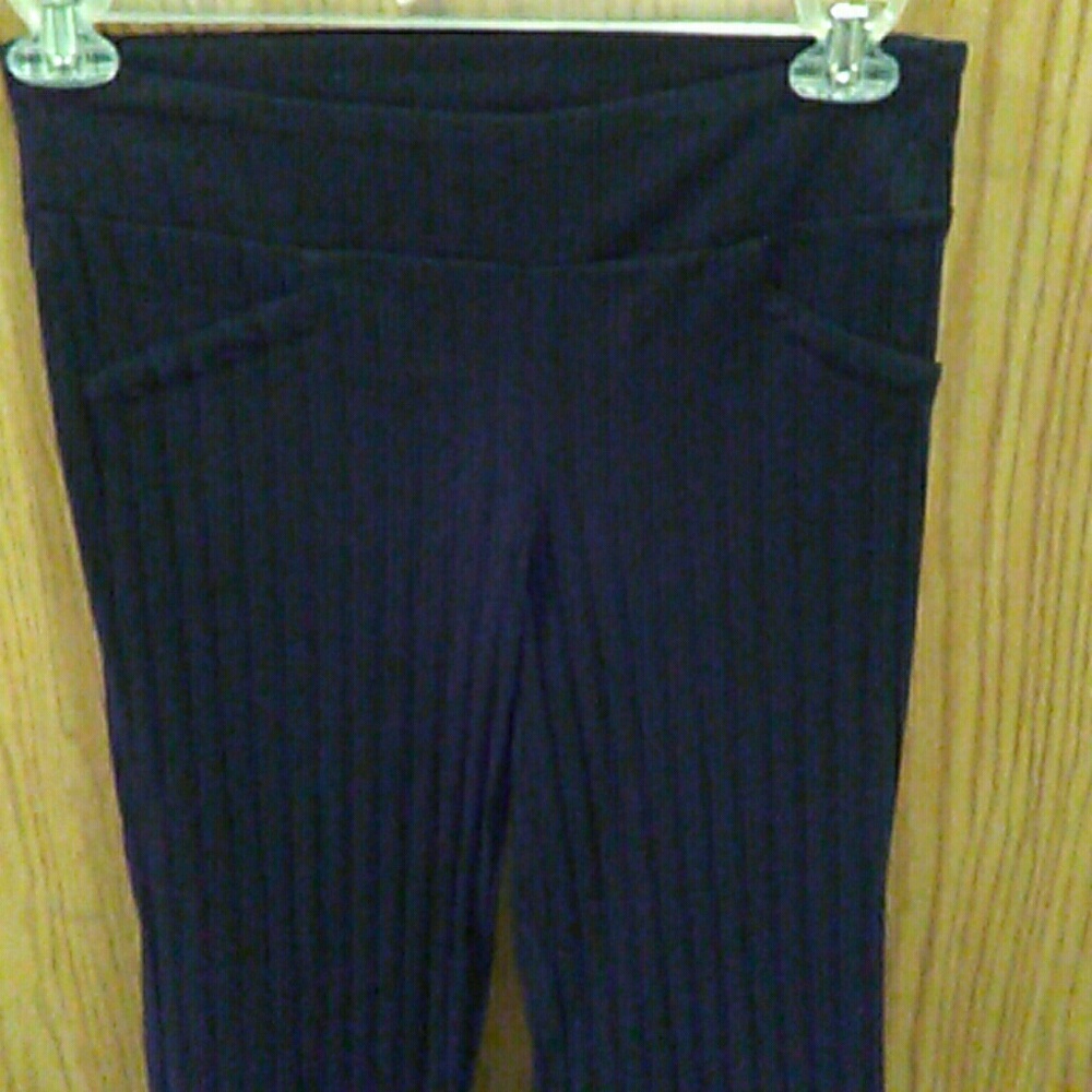 Fitted pleated slacks