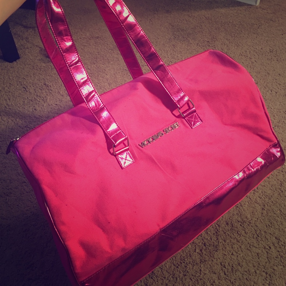 Victoria's Secret Getaway Duffle Bag 👜