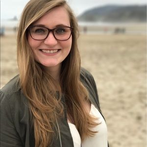 Meet your Posher, Anna