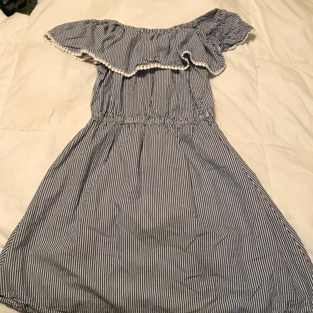 Off shoulder dress