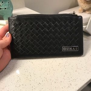 Gunas black wallet
