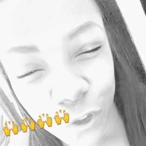 Meet your Posher, Juanelle