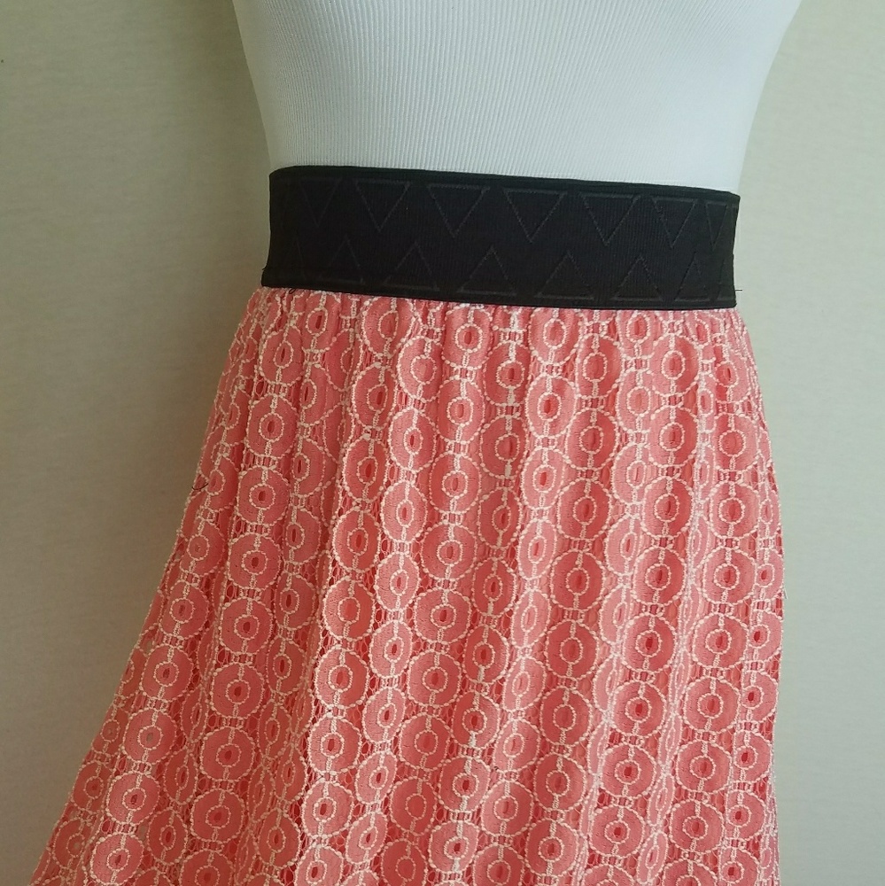 LuLaRoe Coral Lace Lola