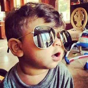 Meet your Posher, Lionel