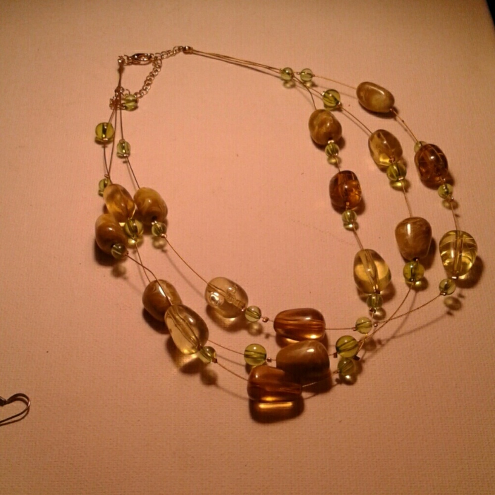 Multi-layered green beaded necklace