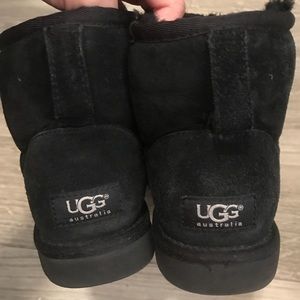 UGG MINIS