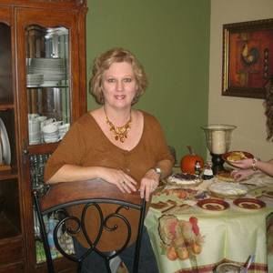 Meet your Posher, Debbie