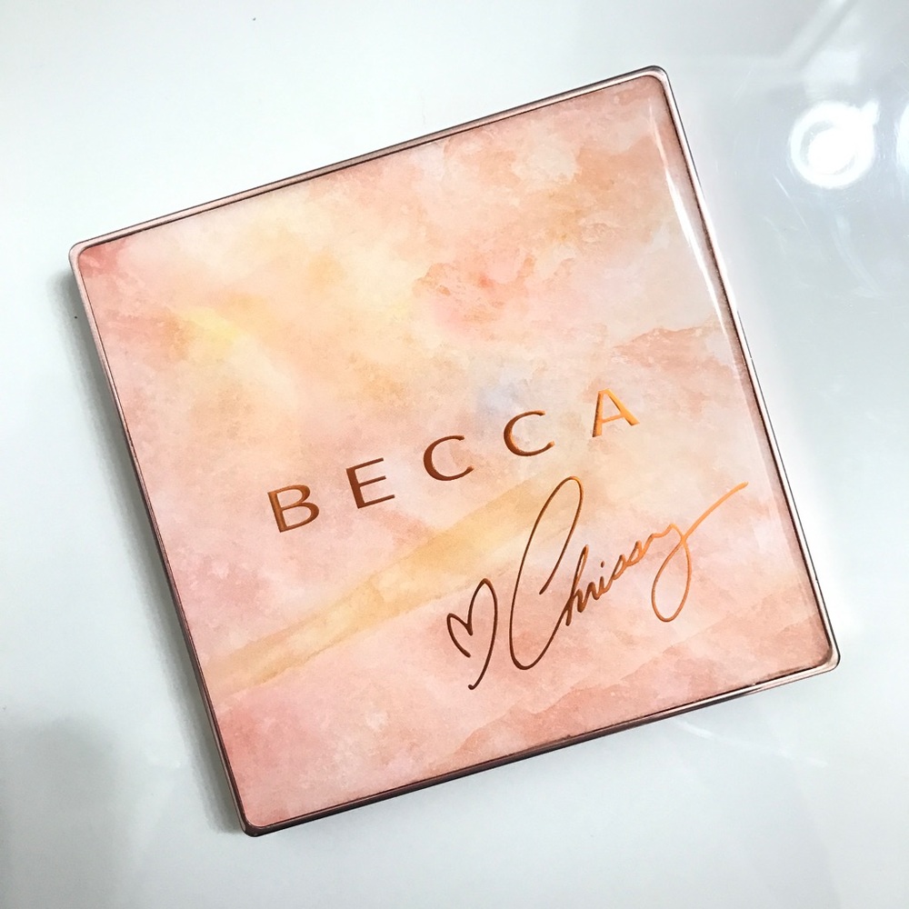 BECCA x Chrissy Teigen Glow Face Palette