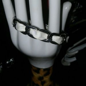 Ribbon infused chain link bracelet