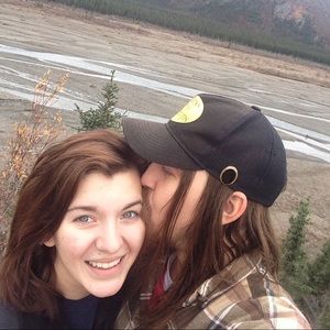 Meet your Posher, Victoria