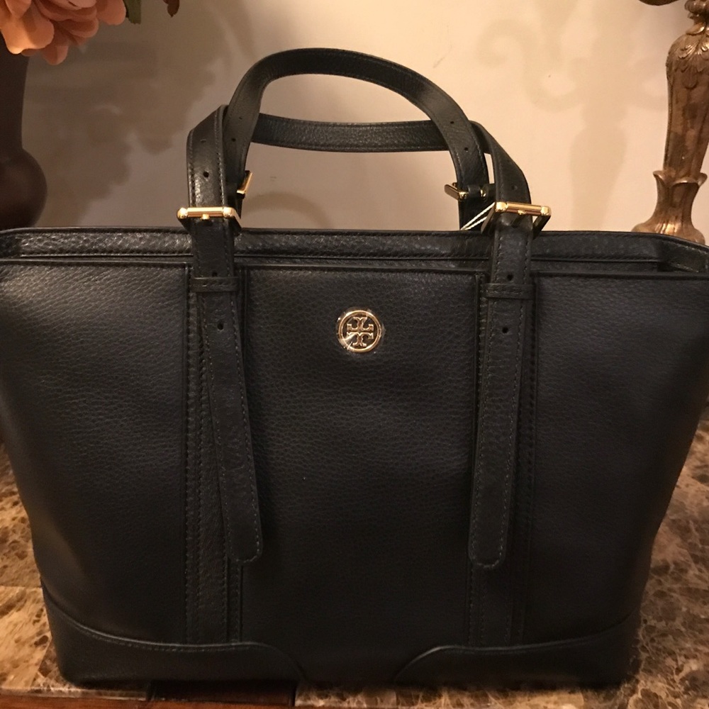Authentic Tory Burch - Picture 2 of 8