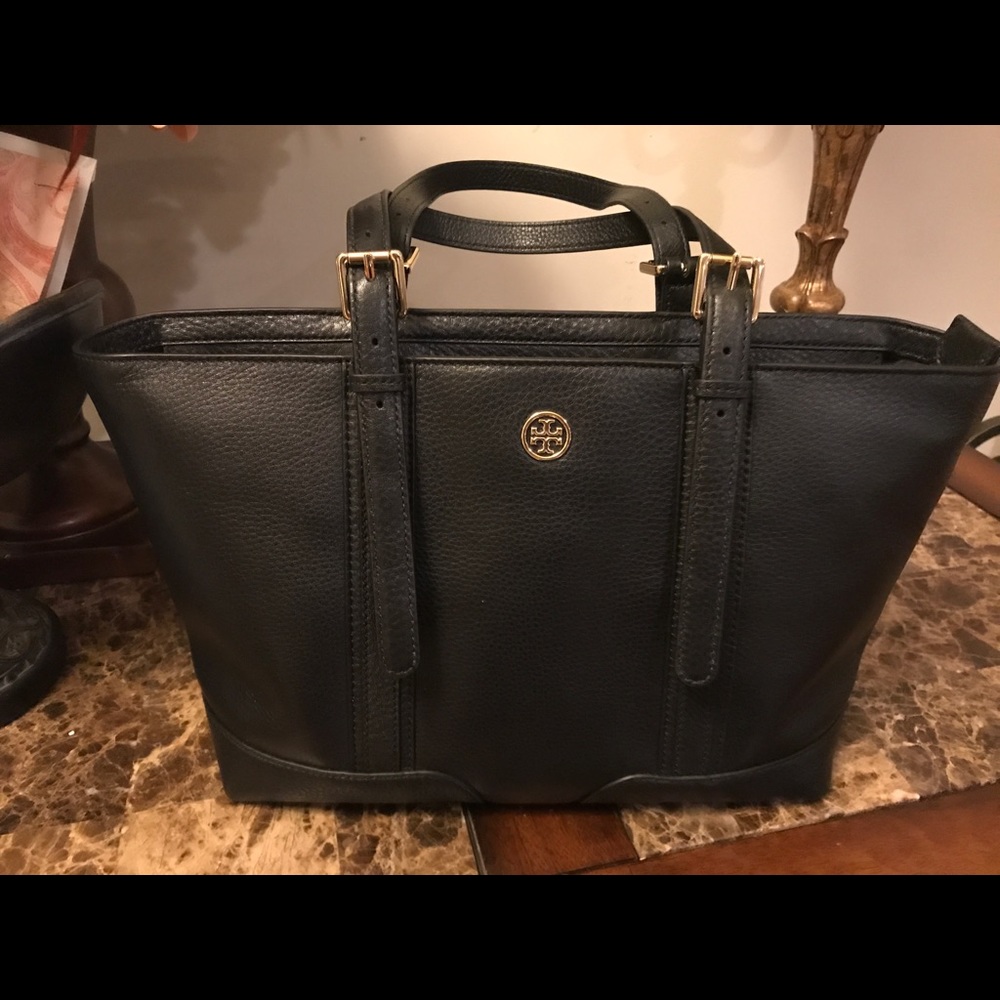 Authentic Tory Burch - Picture 7 of 8