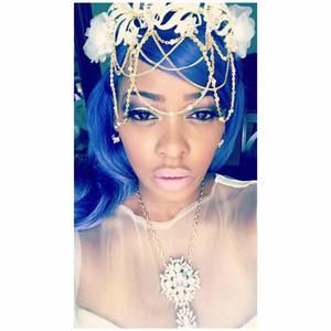Meet your Posher, Keesha