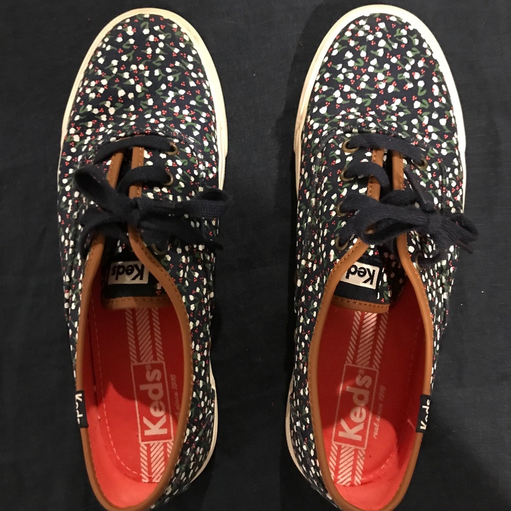Keds sneakers NWOT size 8.5