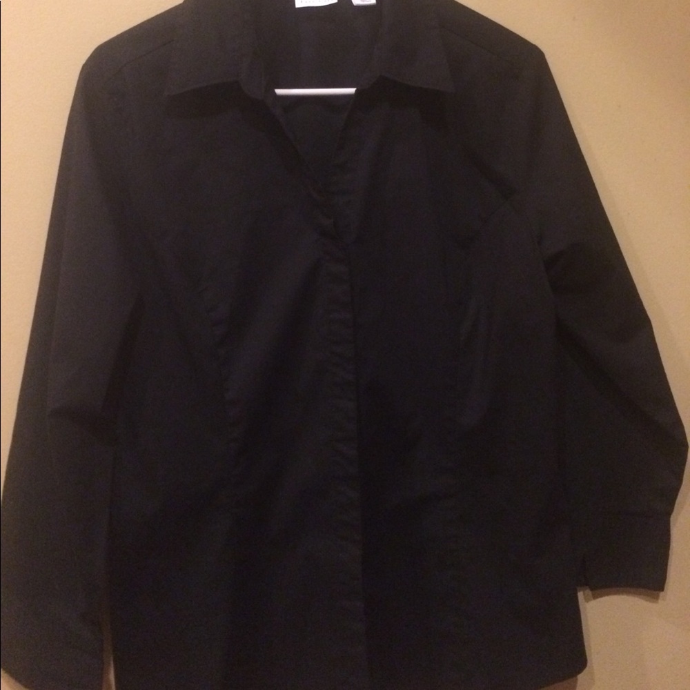Riders by LEE women's button down waitress shirt