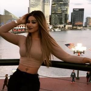 Meet your Posher, Katelyn