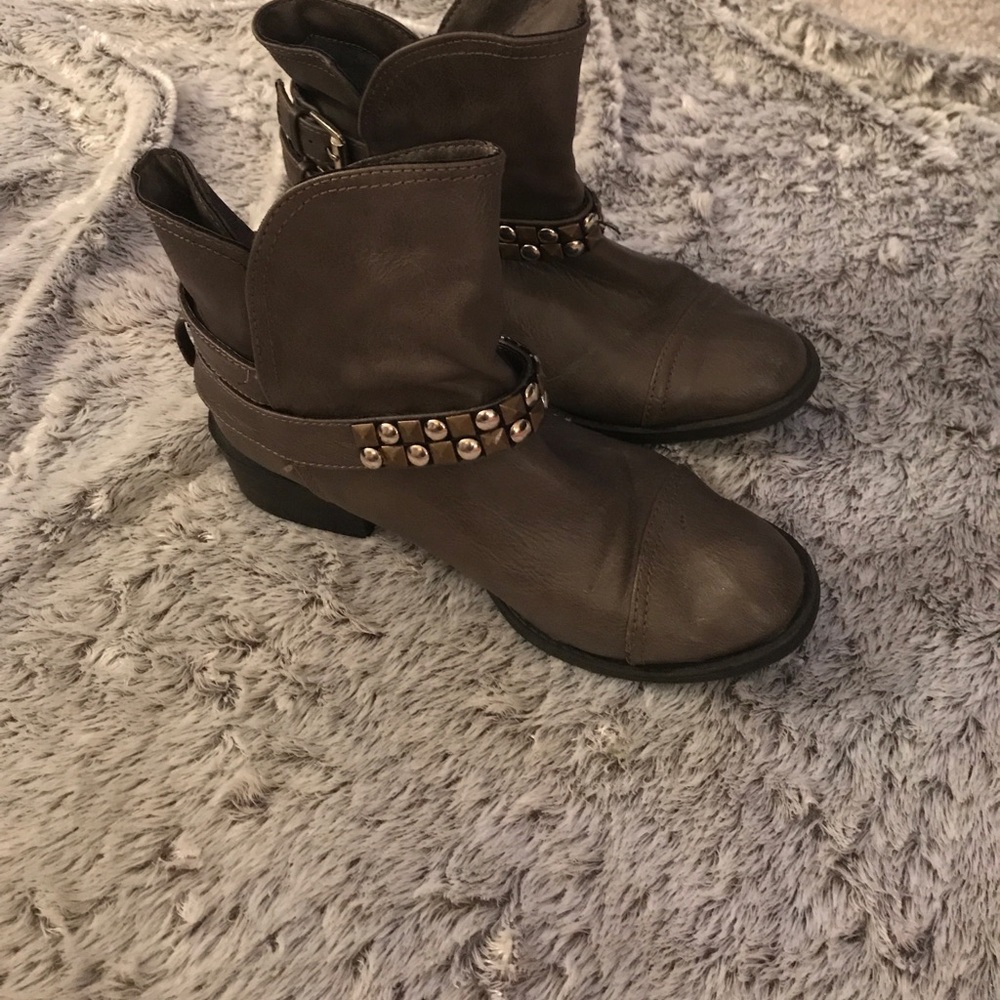 Rocket Dog Gray Ankle Boots Booties sz8 worn once