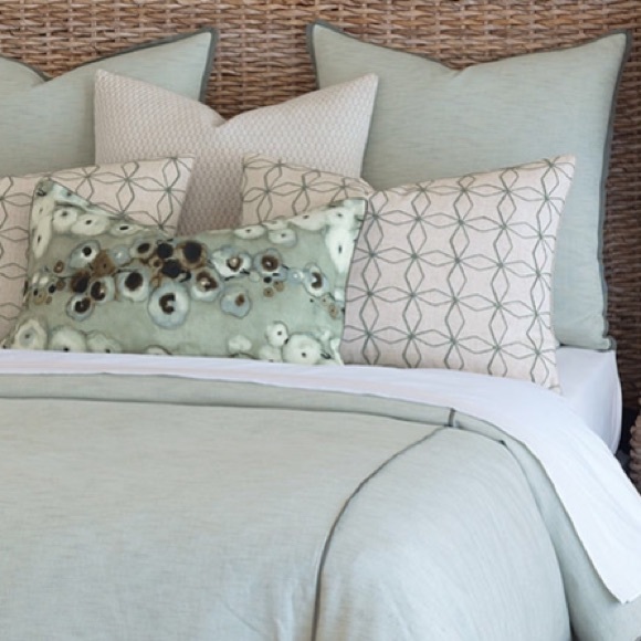 Eastern Accents Laura Spa Boudoir Pillow Cover NEW - Picture 3 of 4