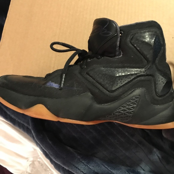Nike Other - Nike 6 Youth Lebron sneakers black Nike Other - Nike 6 Youth Lebron sneakers black