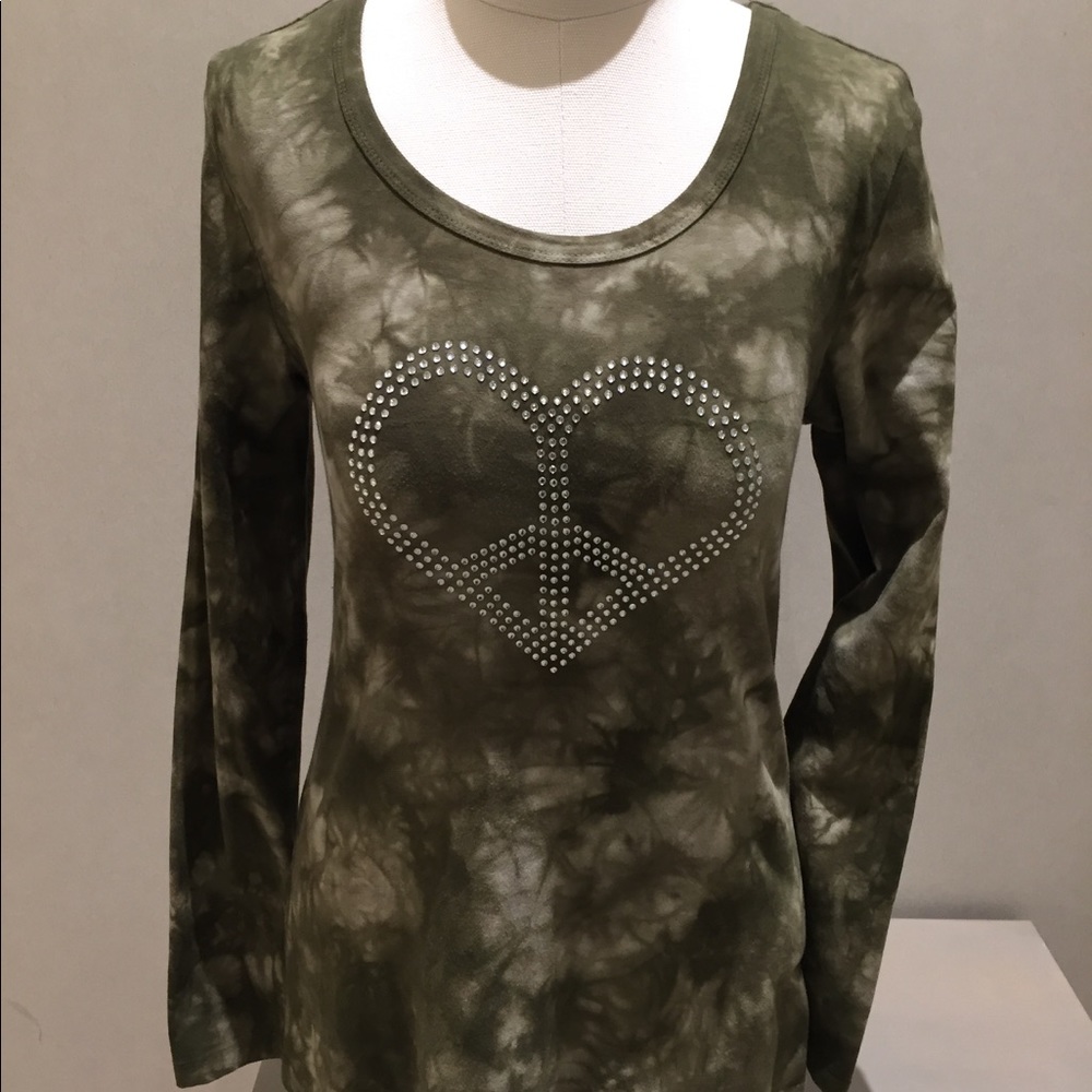 Tie dye green peace heart tee