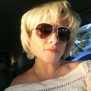 Meet your Posher, Beatriz