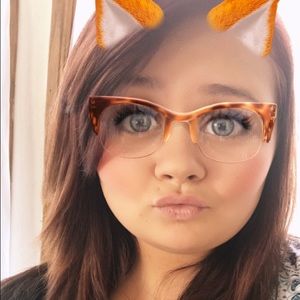 Meet your Posher, Gabriella