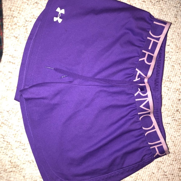 Under Armour Running Shorts - Picture 1 of 3