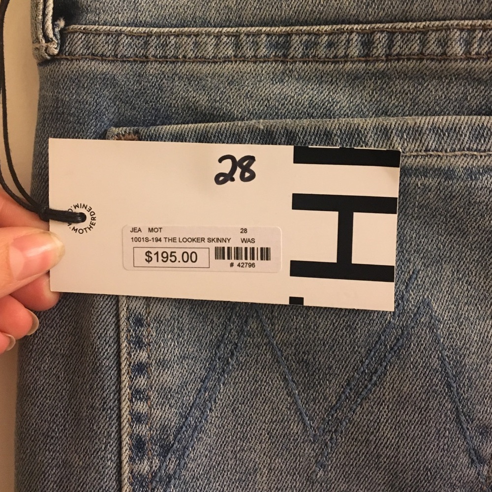 Size 28 Mother skinnies - Picture 3 of 5