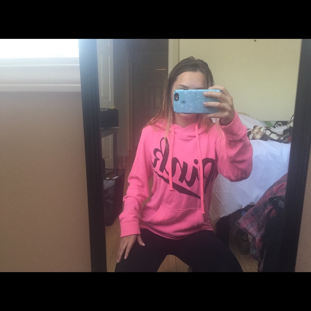 PINK victoria’s secret hoodie