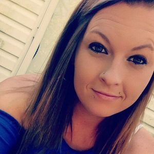 Meet your Posher, Emmie