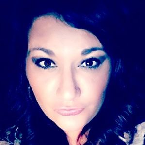 Meet your Posher, Jaclyn