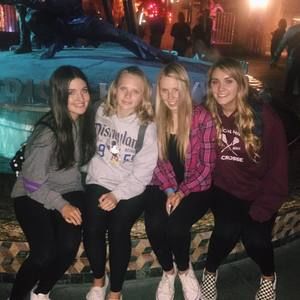 Meet your Posher, Malia