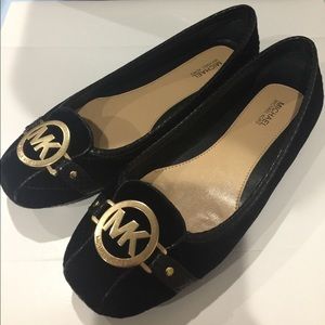 SOLD!!! NWT Women's Michael Kors Flats