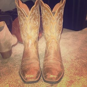Ariat cowboy boots