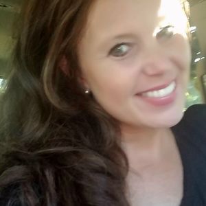 Meet your Posher, Shana