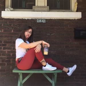 Meet your Posher, Kayla