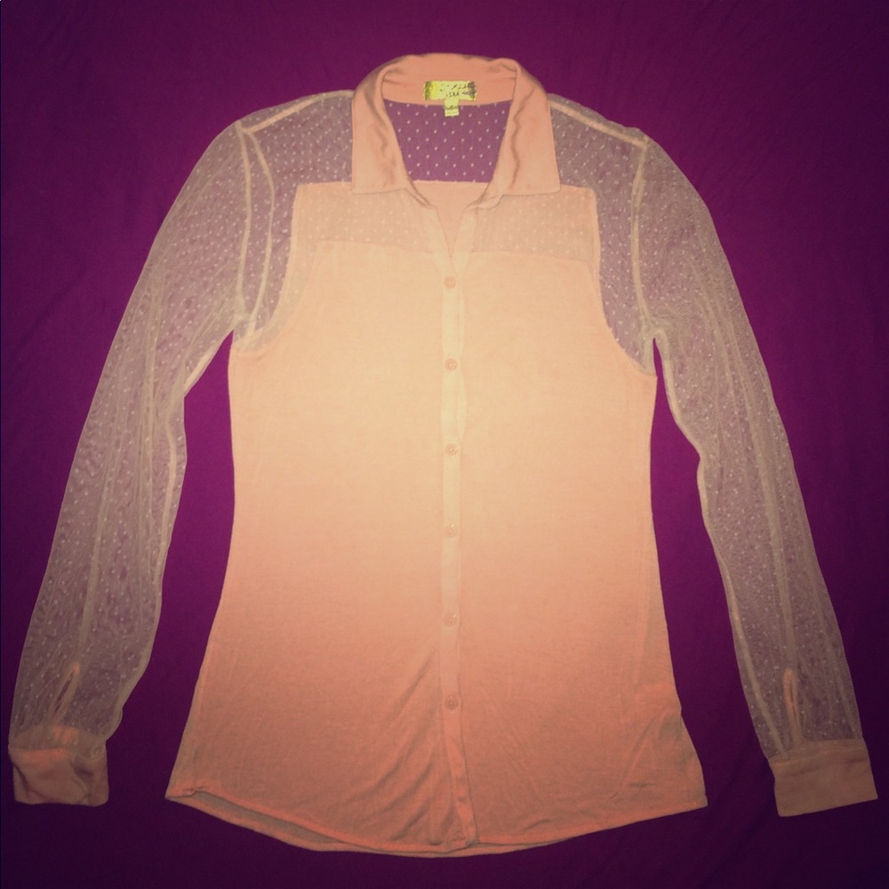 Long (sheer) sleave button down