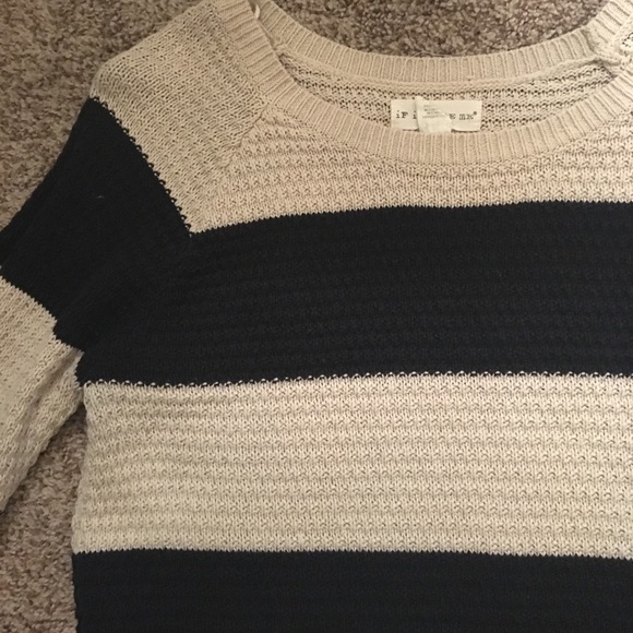 Nautical Striped Sweater - Picture 2 of 5