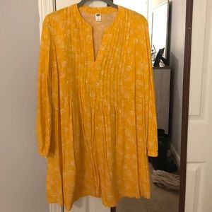 On hold 😊Old Navy Yellow dress