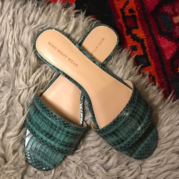 Who What Wear Emerald Green Croc Slides - Picture 1 of 3
